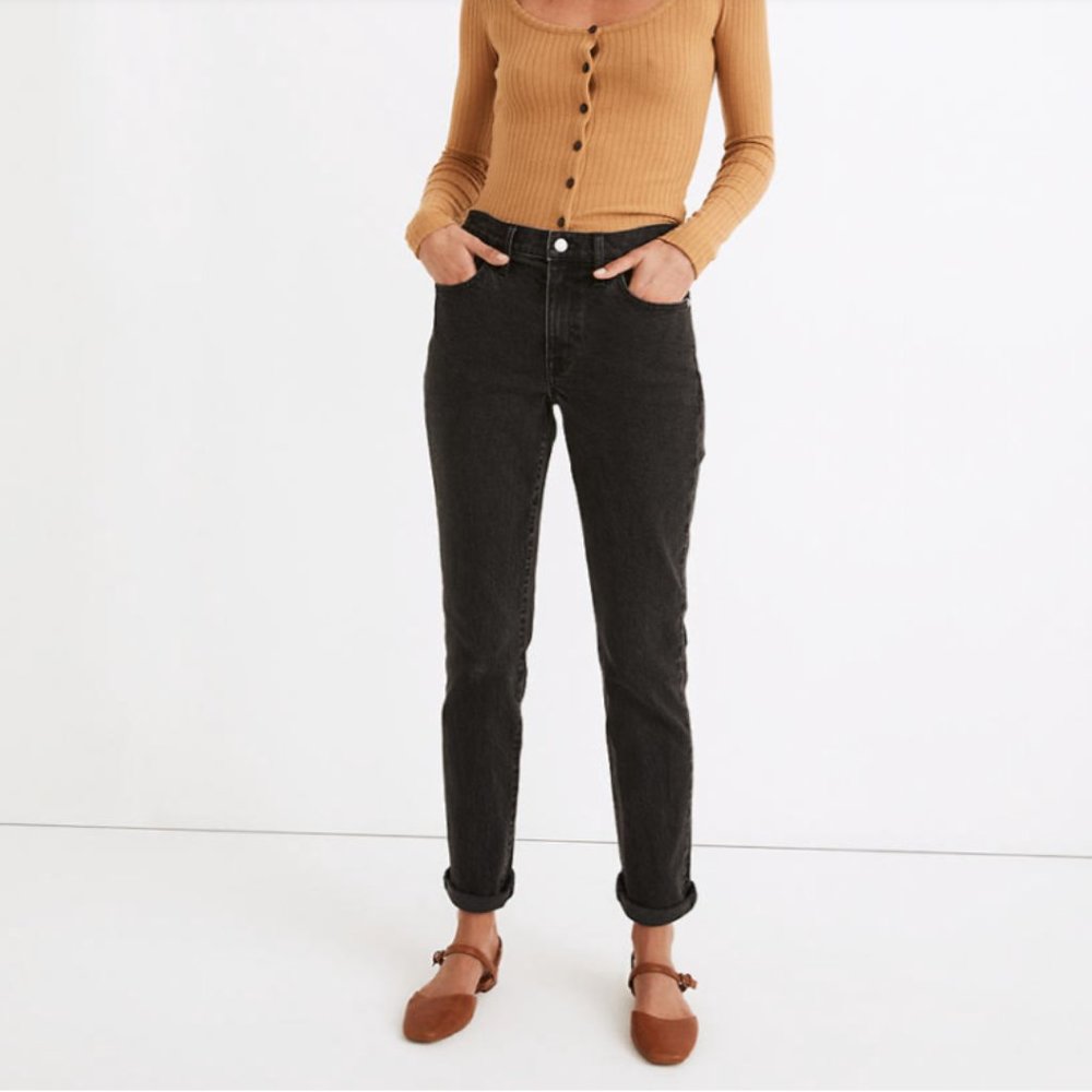 Madewell Slim Boyjean black lunar wash size 29 straight leg midrise